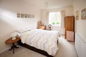 Bedroom- click for photo gallery